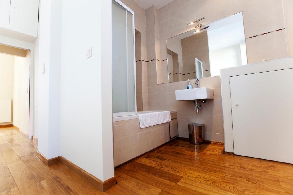 בריסל Louise Uptown Apartments חדר תמונה